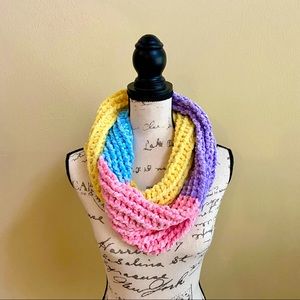 Pastel colorblock chunky infinity scarf